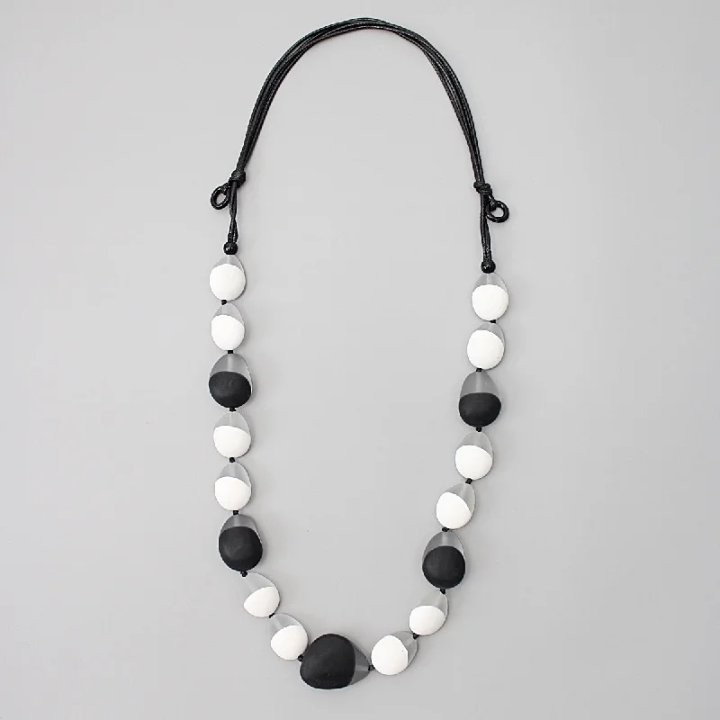 women bohemian necklaces -Black and White Tear Drop Bianca Necklace