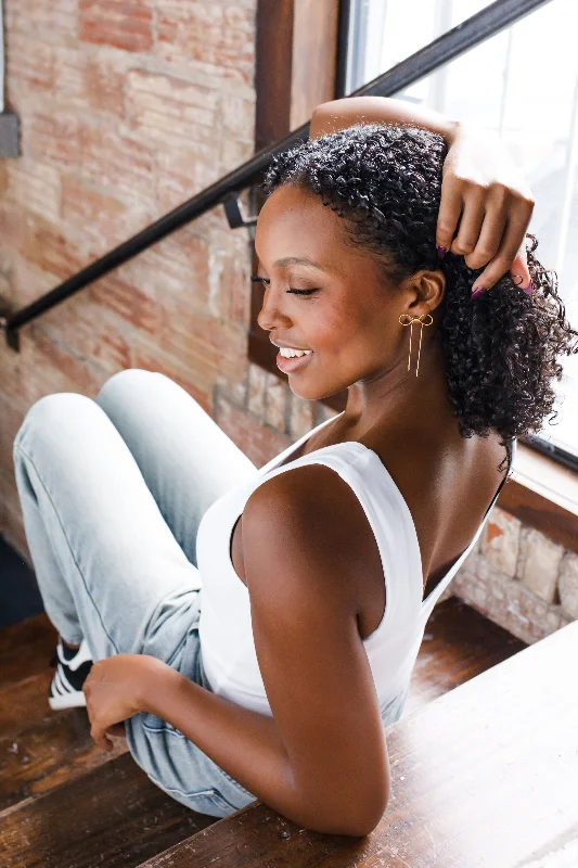 women chic hoop earrings -bow earrings { gold }