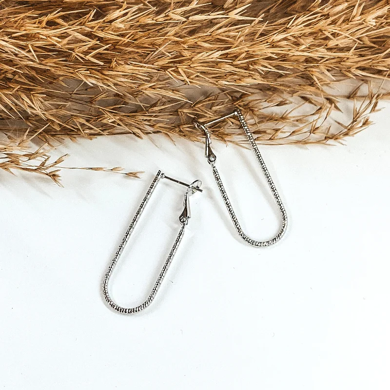 women round earrings -U-Shaped Hoop Earrings in Silver