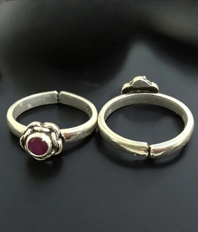 women handcrafted engagement rings -The Aakara Silver Gemstone Toe-Rings (Red)