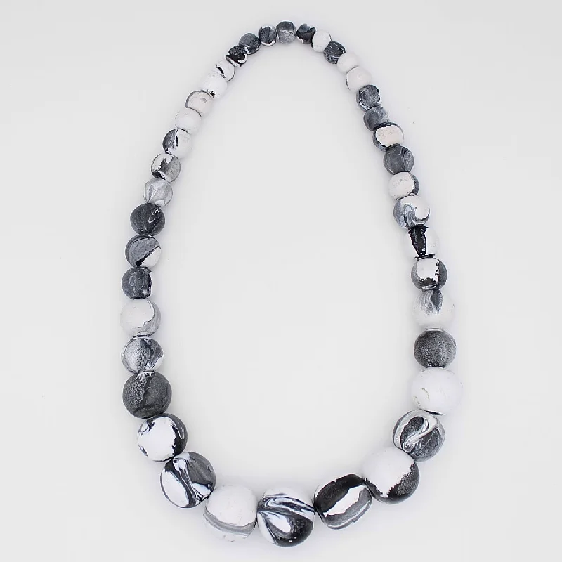 women boho chic necklaces -Kori White and Black Beaded Necklace