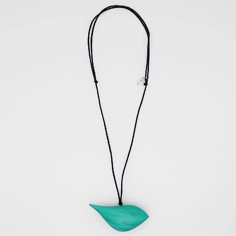 women boho chic necklaces -Aqua Robin Pendant Necklace