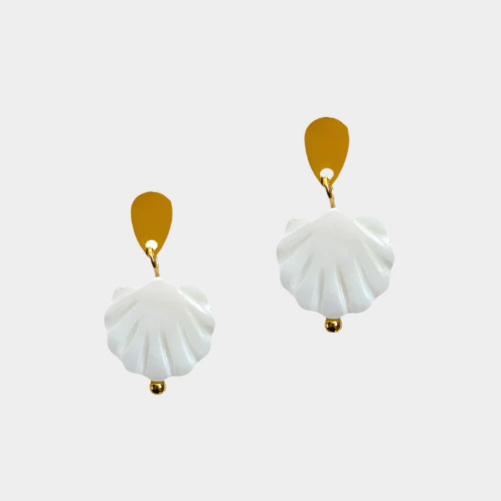 women heart-shaped hoop earrings -Scallop Earrings