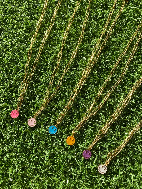 women diamond pendant necklaces -Charmful Paperclip Smiles Necklaces